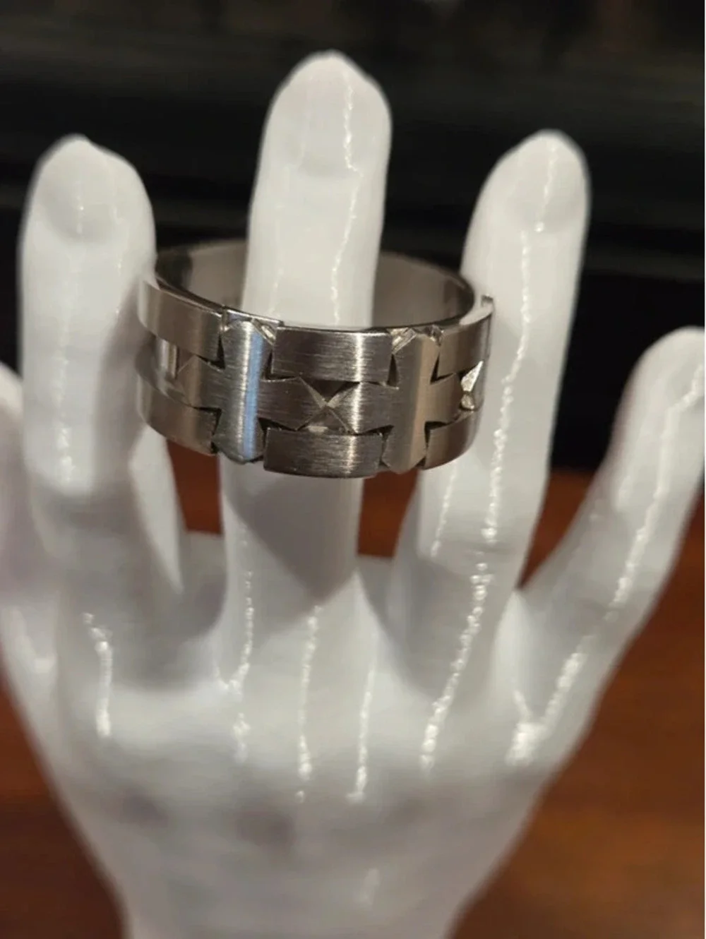 Comfort-fit Satin-finished Celtic Cross Design Ring. Size 13